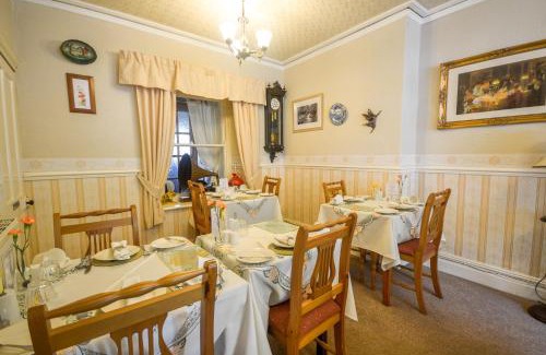 Gwynedd- Snowdonia House | Gorphwysfa House B & B: Guest Rated 9.2 with Breakfast