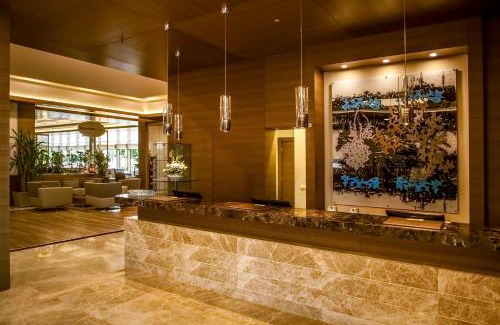 Bahcelievler Hotel | Elegant Gorrion Hotel Istanbul with Oceanfront Pool & Spa
