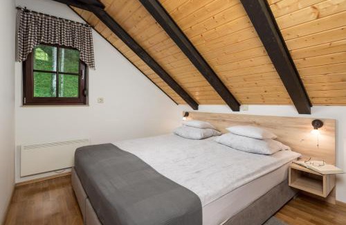 Presika Ski Chalet | Discover Gorska bajka: Wellness Retreat with Hot Tub
