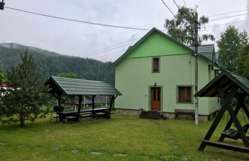 Mykulychyn House | Goryanka Hotel: Pet-Friendly Escape with High Guest Ratings