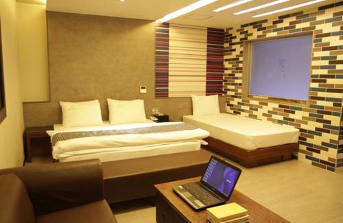Andong Hotel | Family-Friendly Goryeo Hotel with Hot Tub & Great Reviews