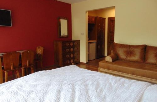 Ustron Bed & Breakfast | Highly Rated Gosciniec Pod Brzegiem with Family-Friendly Amenities