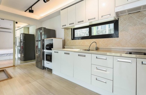 Goseong House | Goseong Bluewhale Glamping: Family-Friendly Retreat with Pool