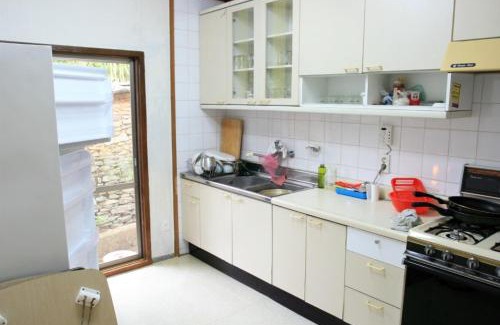 Hail-myeon House | Experience Goseong Choi Pilgan's Old House with Family-Friendly Amenities