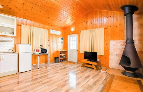 Goseong House | Experience Goseong Gureumwiui Sanchaek Pension with Pools