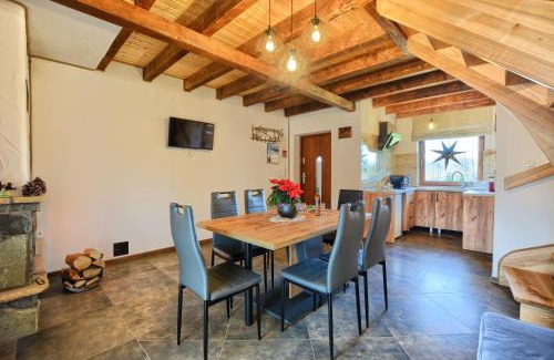 Baligrod Cabin | Top-Rated Gospodarstwo Agroturystyczne Bieszczadzki Bliźniak