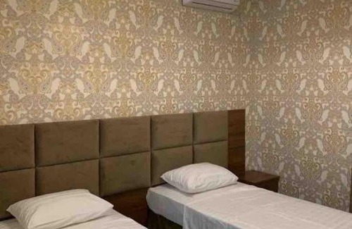 Volgograd House | Budget-Friendly Gostevoi Dom Imperia with Breakfast & Hot Tub