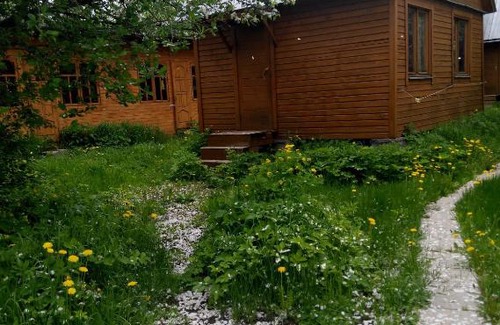Prislon House | Pet-Friendly Gostevoi dom na Volge with Hot Tub & Breakfast