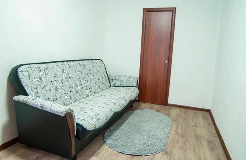 Magnitogorsk Apartment | Cozy Gosti Magnitki Apartment with Breakfast Included