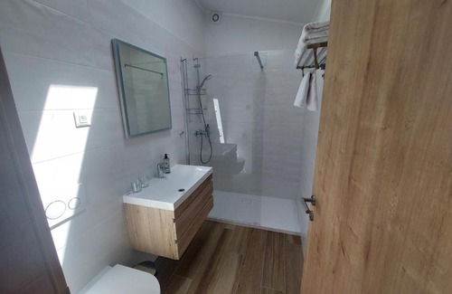 Komen House | Family-Friendly Stay at Gostilna in Pizzeria Pri Brajdi