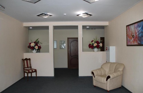 Lopatnikovo Hotel | Discover Gostinitsa na Valge: Pet-Friendly & Family Ready
