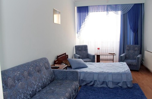 Rossoh' Hotel | Budget-Friendly Stay at Gostinitsa Yakimanka with Breakfast