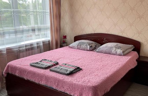 Vladivostok Hotel | Budget-Friendly Stay at Gostiny Dvor with Hot Tub Access