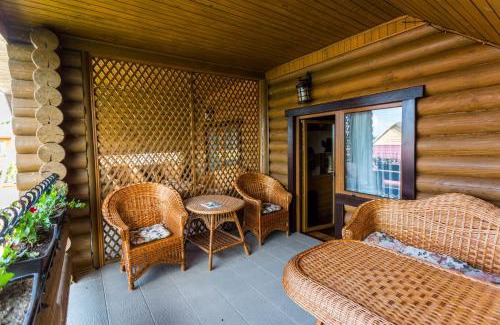 Transcarpathia House | Cozy Stay at Gostynnyi dim Zatyshok - 4-Star, Pet Friendly