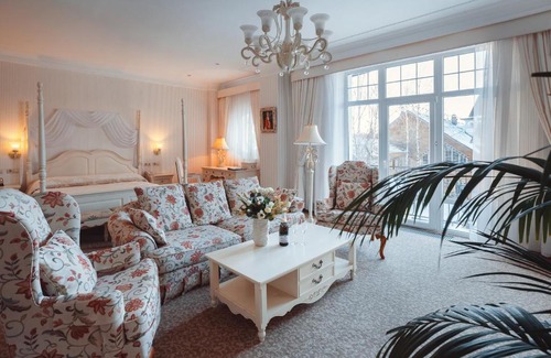 Sergiyev Posad Hotel | Discover Gosudarev's House: 4-Star Family-Friendly Retreat