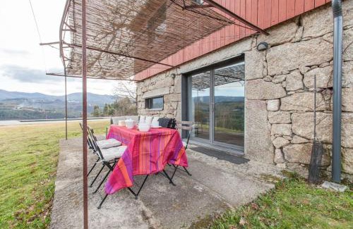 Arcos de Valdevez Apartment | Experience Casa do Lagar - A Family-Friendly Eco Retreat