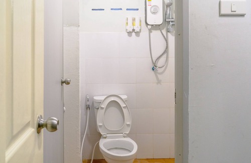 Old Phuket Town Hotel | Budget-Friendly Gotum Hostel 2 with Breakfast at Thalang Road