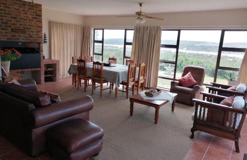 Gouritz House | Family-Friendly Retreat at Gouritz Home with Great Reviews