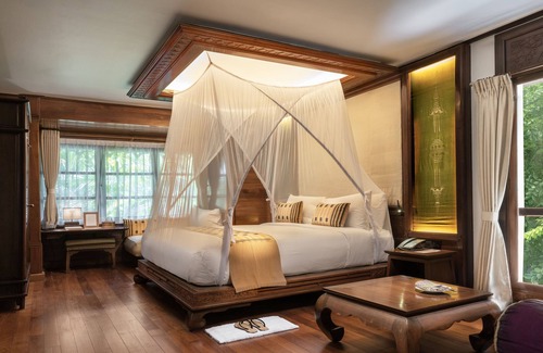 Yangon Hotel | Governor's Residence: Family-Friendly Retreat with Pool