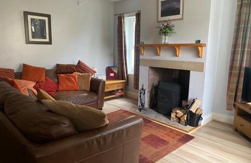 Falstone House | Gowanlea: Family-Friendly Retreat for Your Next Getaway