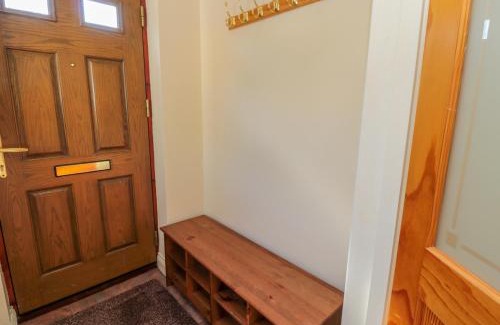 Falstone House | Gowanlea: Family-Friendly Retreat for Your Next Getaway