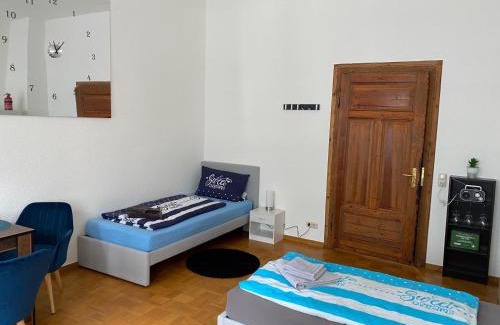 Goy Apartment | Modern GoyApartment for Business Travelers Near the City