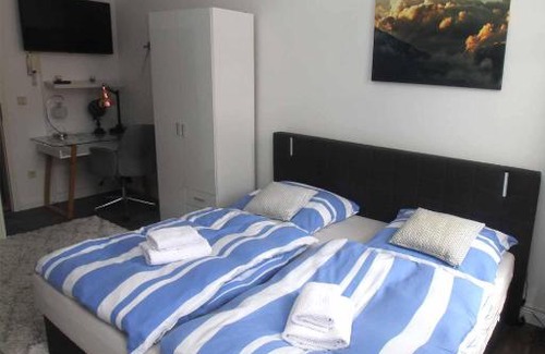 Freiimfelde - Kanenaer Weg Apartment | Budget-Friendly Stay at GPM City Appartements
