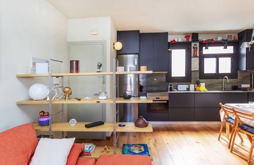 El Coll Apartment | Explore Gràcia: Parc Güell with Family-Friendly Amenities