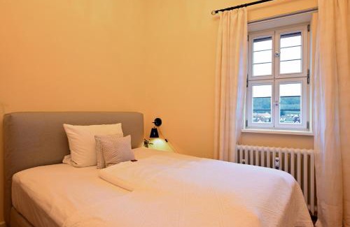Schlitz Apartment | Historic Castle Apartment near Fulda - Guest Rated 9.8