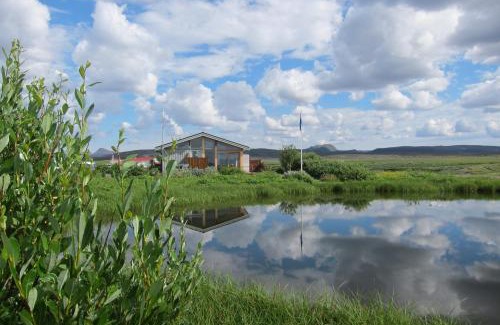 Myvatn House | Family-Friendly Grímsstaðir Guesthouse: Rated 9/10 by Guests