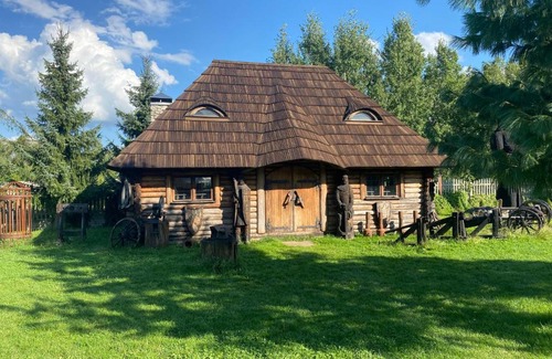Checiny Resort | Pet-Friendly Getaway at Gród Pędzików – Rated 10/10!