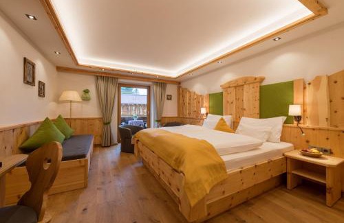 Mittenwald Hotel | Gröbl-Alm: Guest Rated 9/10 with Spa & Pet Friendly Amenities