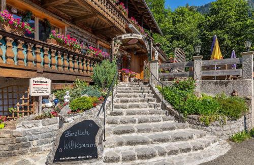 Ettal Apartment | Discover Gröbl-Alm Haus zur schönen Aussicht - Pet Friendly Stay