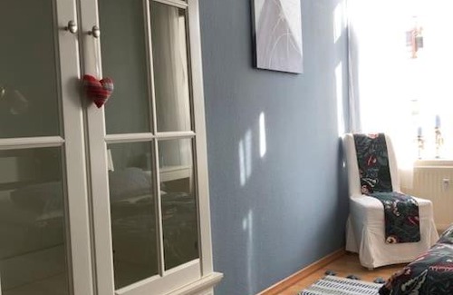 Suedvorstadt Apartment | Family-Friendly Gründerzeitwohnung in South District