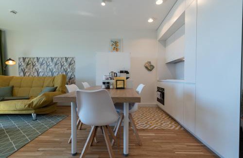 Favoriten Apartment | Serene Retreat at Grüne Oase with Family-Friendly Amenities