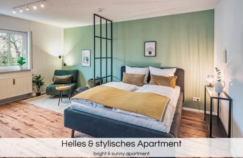 Friedrichstadt Apartment | Tranquil Grüne Oase - Steps from the Old Town
