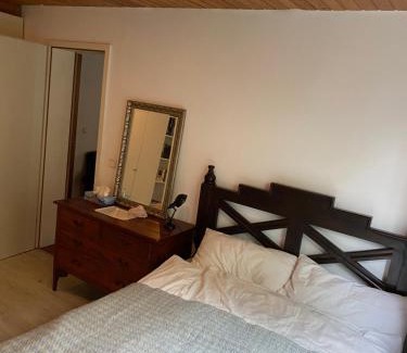Roesrath House | Peaceful Retreat near Cologne: Family and Pet-Friendly Stay
