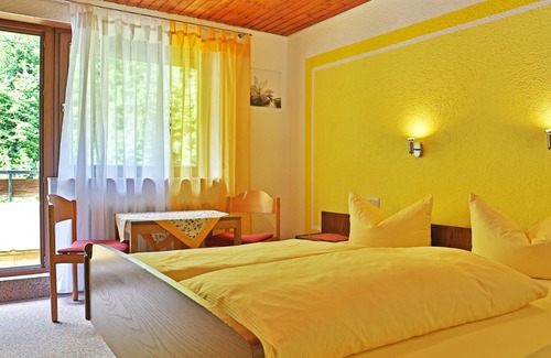 Zell am Harmersbach Hotel | Discover Grüner Hof: Family-Friendly with Great Amenities