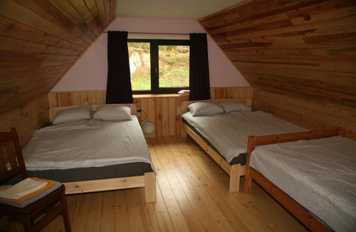 Skangali House | GRĪVIŅU Pirts: Family-Friendly Retreat with Hot Tub