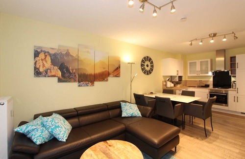 Feldberg Apartment | Relaxing 3-Room Apartment with Hot Tub in Black Forest