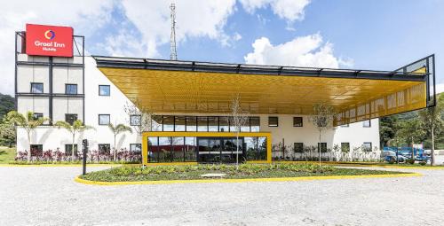 Mairipora Hotel | Pet-Friendly Graal Inn Mairiporã with Top Amenities