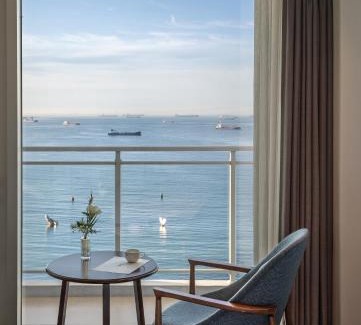 Seo Hotel | Relax at Ocean Songdo - 4-Star Hotel with Oceanfront Views