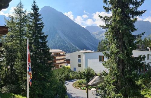 Arosa Apartment | Experience Family-Friendly Comfort at Grabahus - 4 Stars