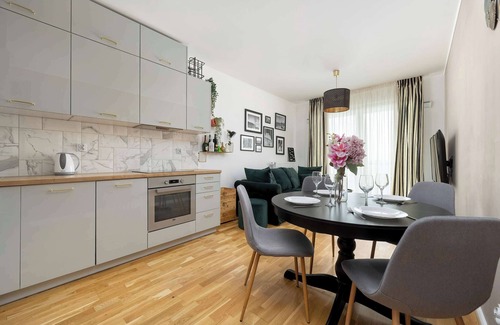 Fabryczna Apartment | Grabiszyńska 186 | Wrocław | Large Apartment | Desk | Balcony