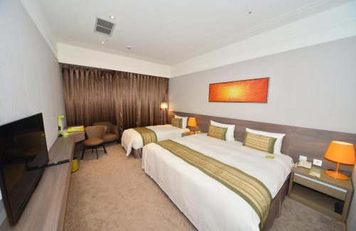 Zhonghe Hotel | Grace Hotel Zhonghe: Family-Friendly with High Ratings