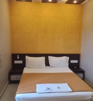 Tirur Hotel | Budget-Friendly Grace Residency with Breakfast & Family Amenities