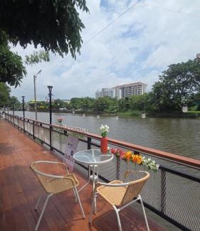 Lat Krabang Hotel | Grace Riverfront