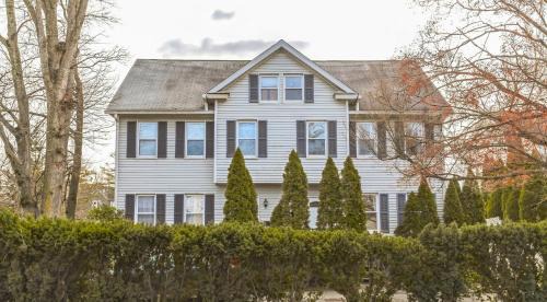 Cos Cob House | Family-Friendly 4-Star Townhouse at Grace's Place, Greenwich