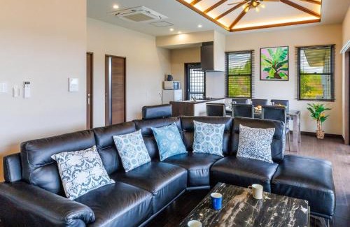 Ueno House | Grace Villa Miyakojima: Family-Friendly Retreat with High Ratings