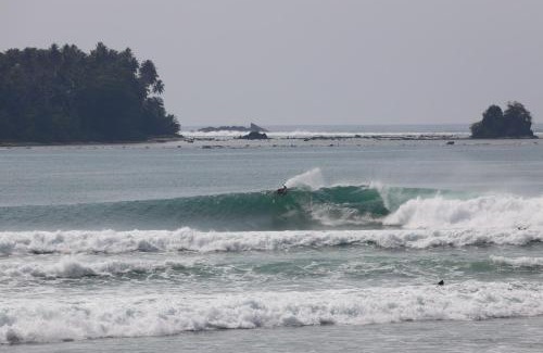 Nias Resort | Oceanfront Grace Wave Resort: Unbeatable Guest Rated 10/10